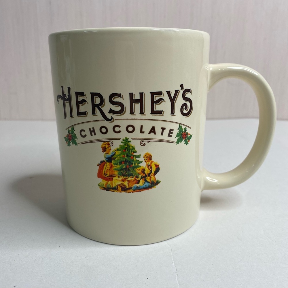 Galerie Hershey's Chocolate Oversized Holiday Coffee Mug